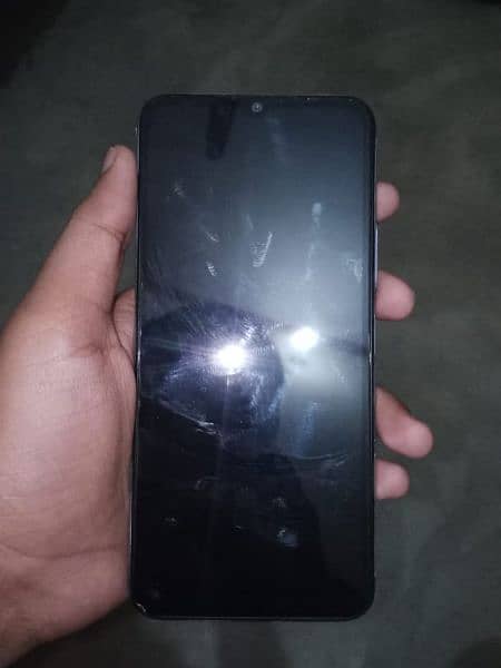 vivo y21t 10 by 10 condition 4 128 daba charger sath hai 03167645087 2