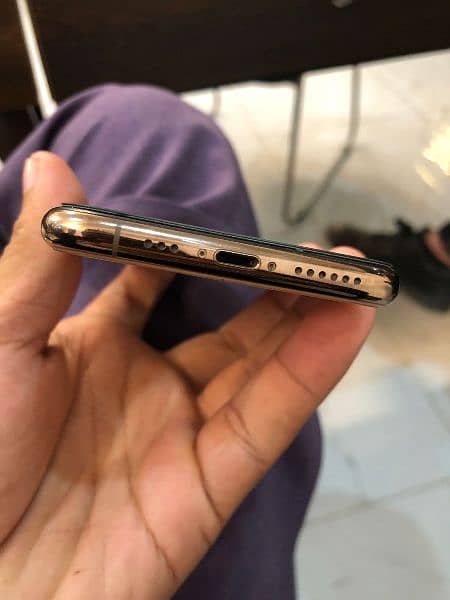 I phone 11 pro  PTA approved official 10by 10 condition for sale 1