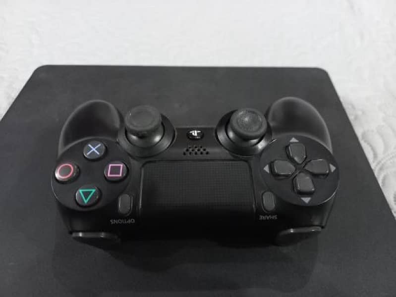 playstation 4 Slim with One controller + Kotion Each G2000 headphones 3