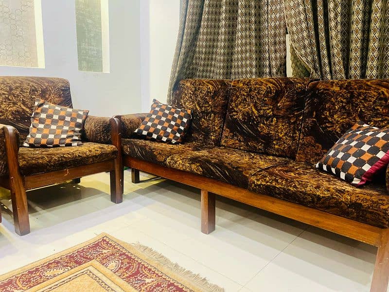 six seater sofa set in pure sheesham wood 2