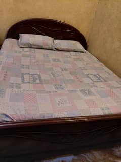 Bed Set Available For Sale In Gujranwala in Cheapest Price.
