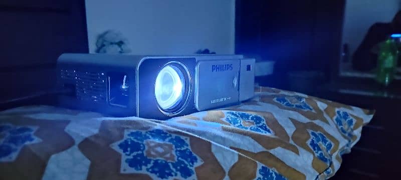 philips android Projector home cinema 1