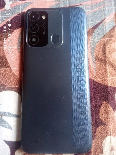 Tecno Spark 8C 6/128 10/9 condition 1