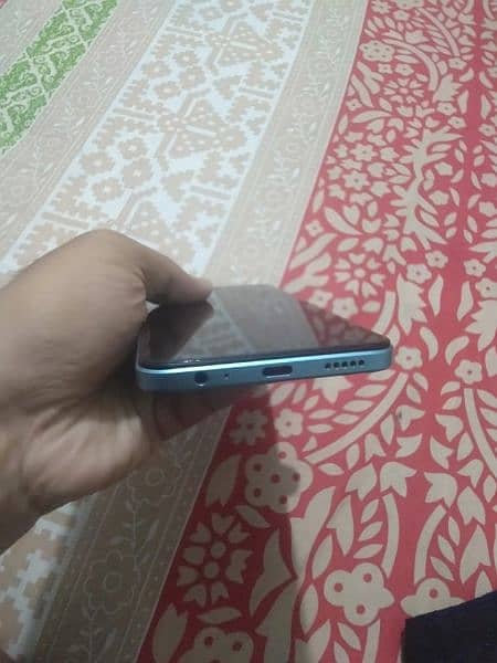 VIVO Y02S , 3month use only 6