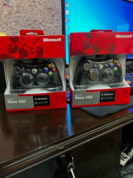 Xbox 360 controllers 0