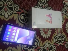 Huawei y7 prime in good condition with box