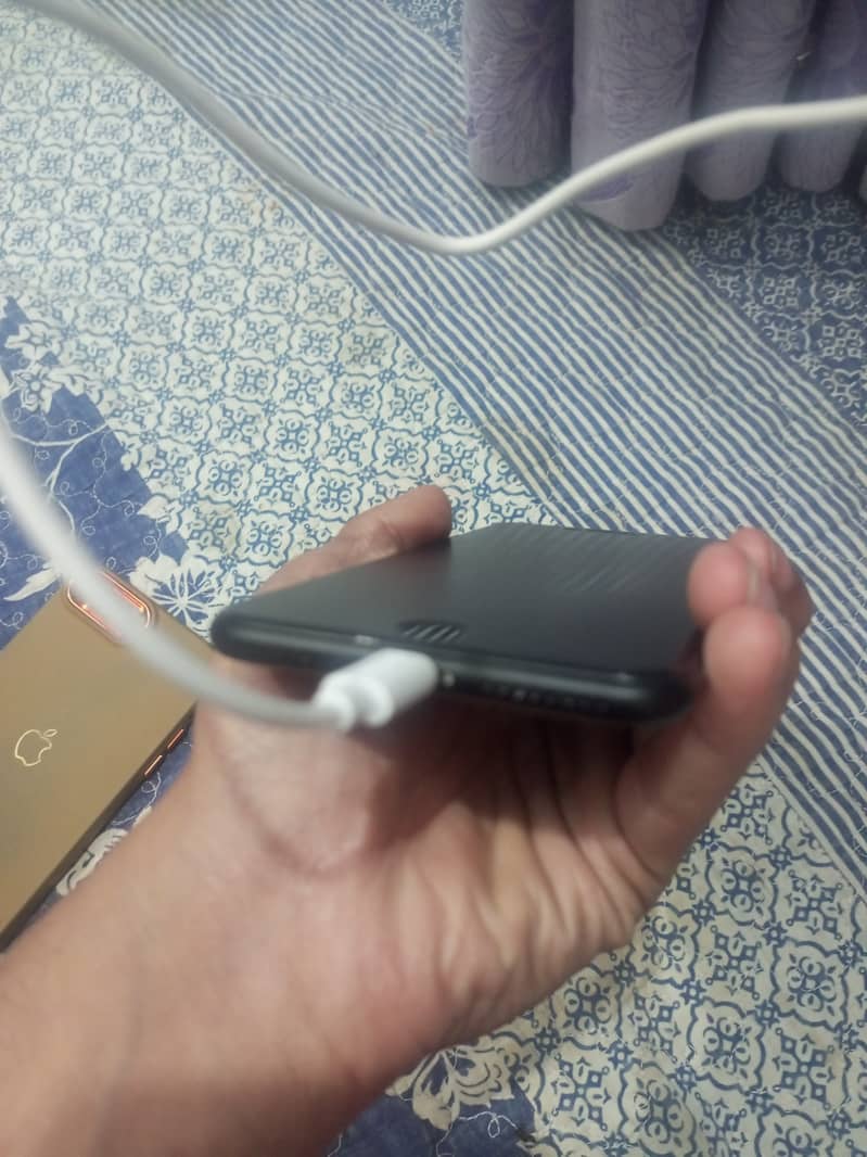 I phone 7 plus black colour 1