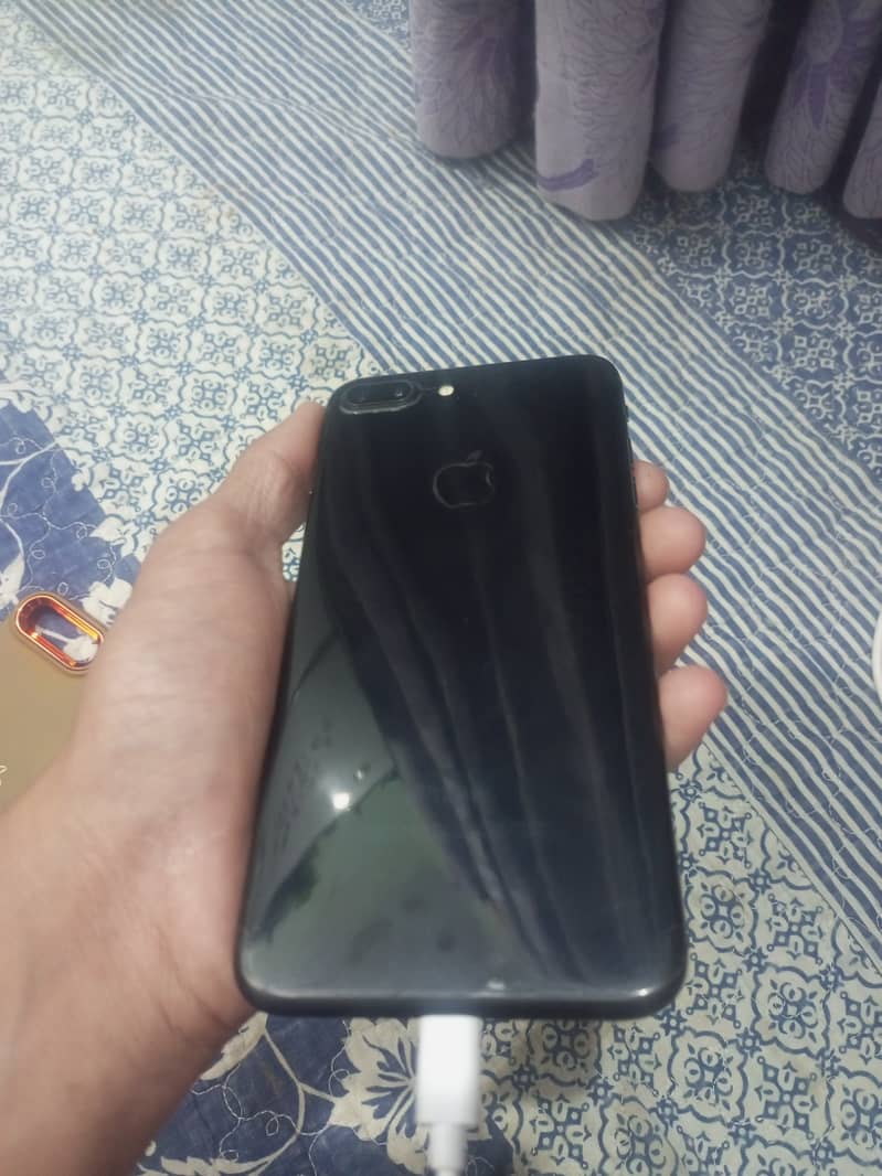 I phone 7 plus black colour 2