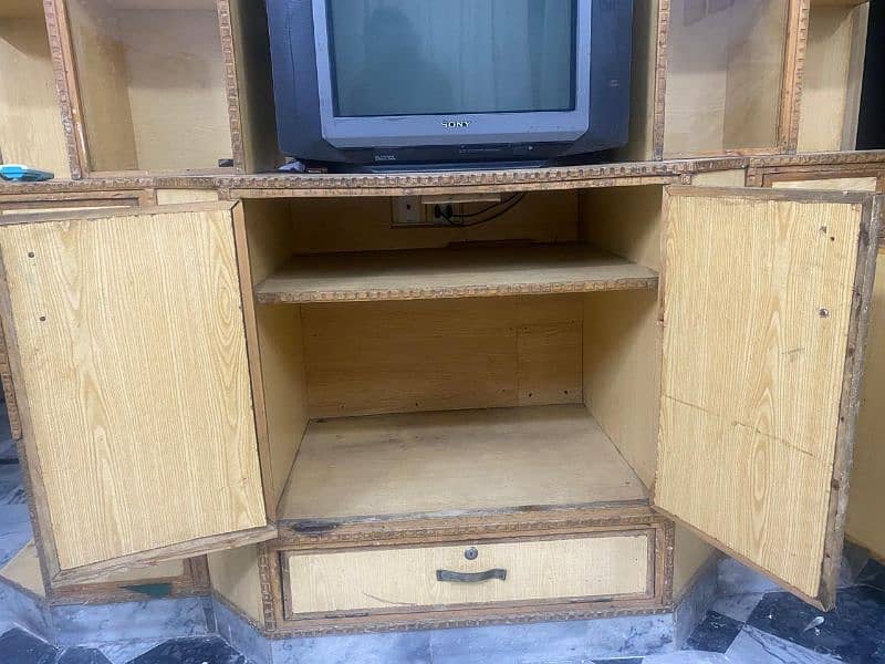 Tv wall unit with tv 5