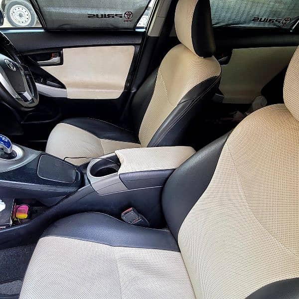 Toyota Prius 2014 original condition for sale Registered 2017 7