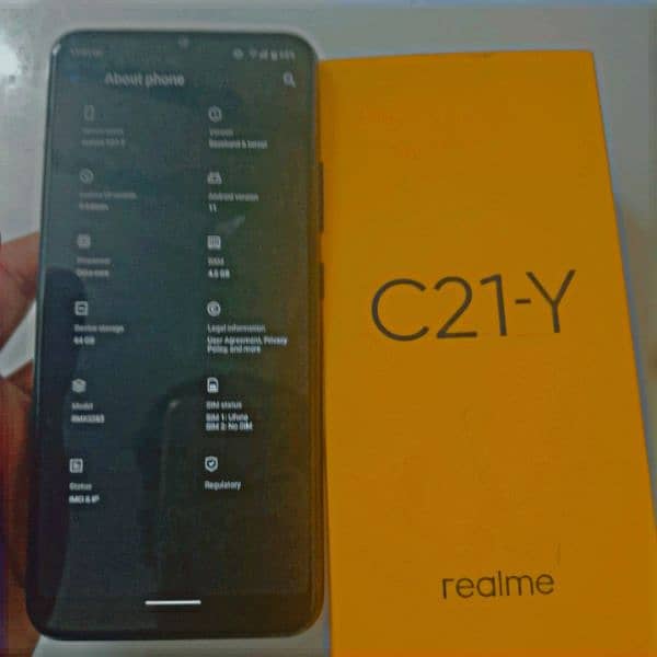 REALME C21 Y in perfect condition 4/64 1 year used 6