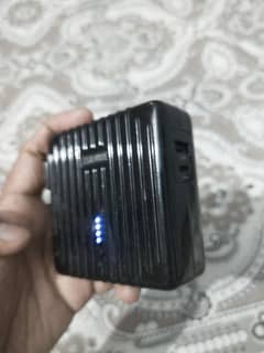 Zendure 45w power benk 5000mh + charger
