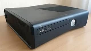 Xbox 360 J-Taged with 2 remote controllers. condition 8/10