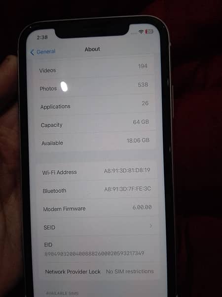 iPhone XR white Colour (10/10 Condition) Non-PTA 7