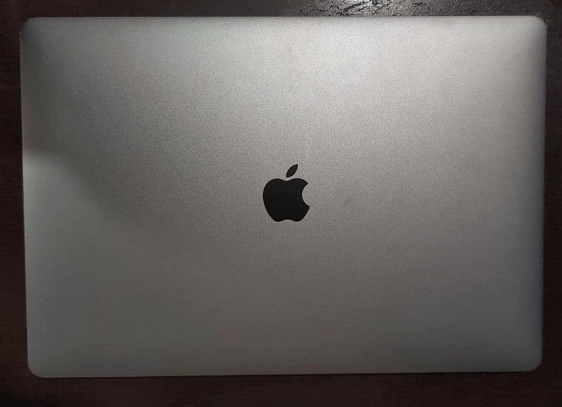 MacBook Pro 2017 - Touch Bar - urgent sale 0