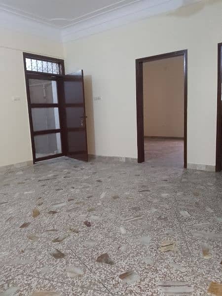 3 bed drawing lounge renovated portion for rent west open ground floor 4