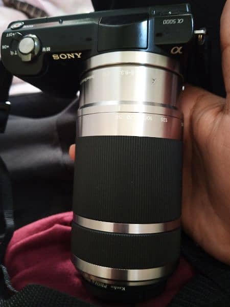 Sony E 55-210mm f/4.5-6.3 OSS Lens (Silver) 3