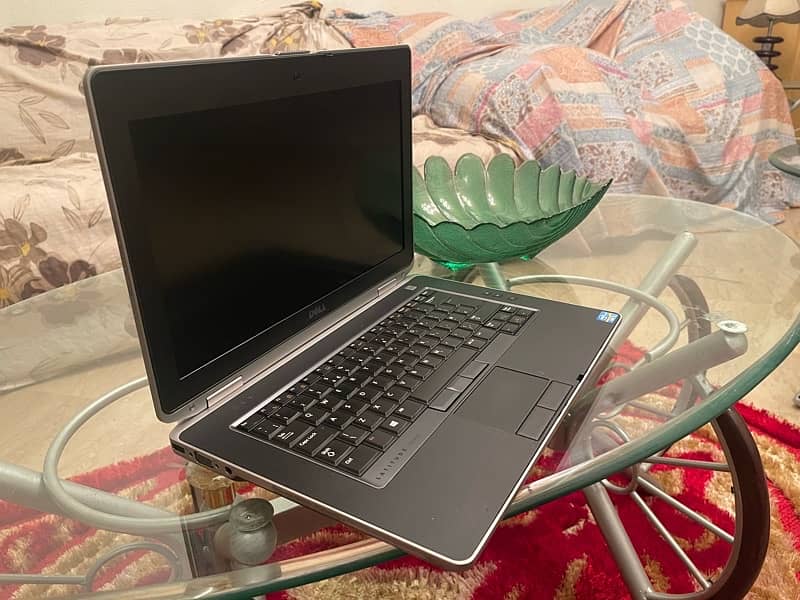 Dell Core i5 2nd , 3rd and 4th Generation Laptops Like New 3