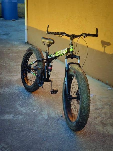 imported land Rover fat bike 0
