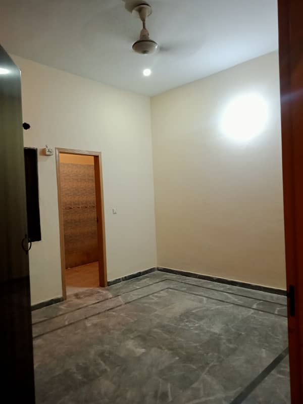 7 marla upper portion for rent in psic society near lums dha lhr 2