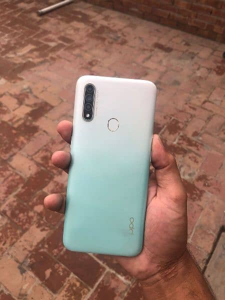oppo A31.4/128. with box and genuine charger 1