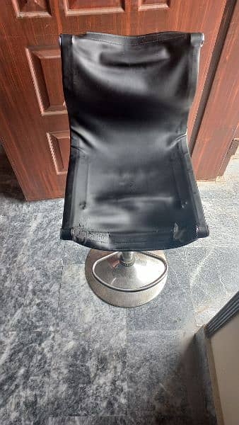 Revolving chair for kitchen 2