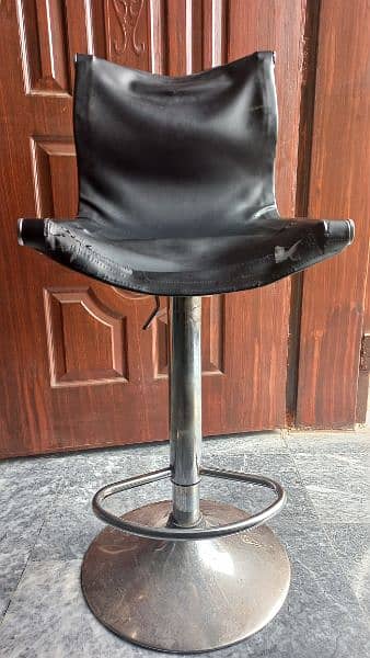 Revolving chair for kitchen 3