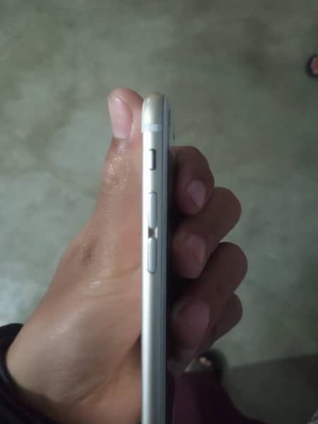iPhone 6s official pta aprooved home button not working ,just cable 2