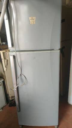 Dawlnc compani ki fridge full in working