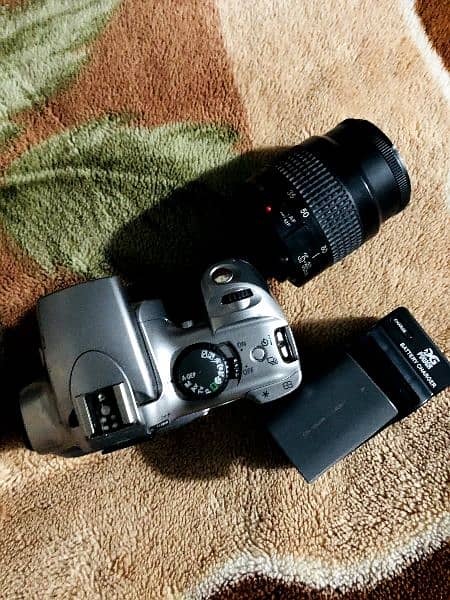 DSLR camera 2