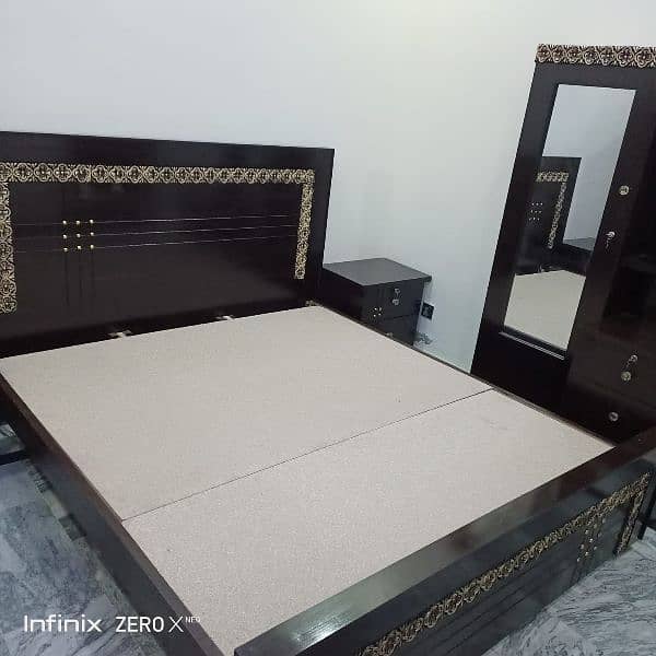 very beautiful furniture bed side table tracing table 1