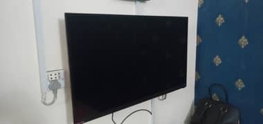 A LED TV of Chaghoruba company, about 6 year  old model, working condi