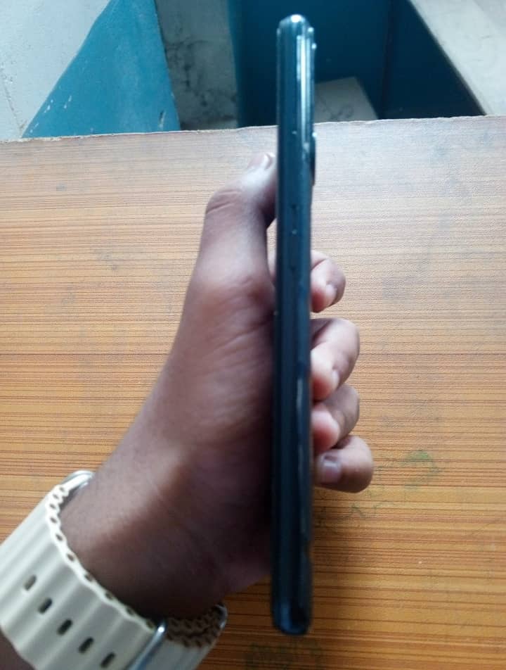 Infinix hot 20i best conditions 10 by 10 1