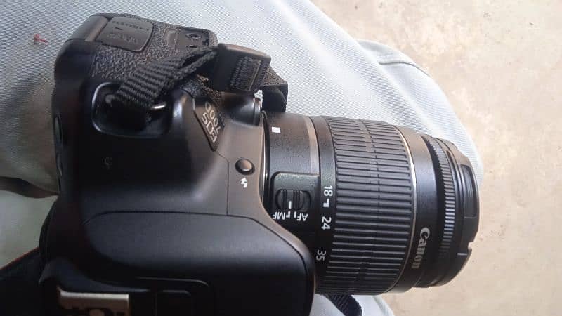 Canon EOS 700D 18 MP 18-55mm Lens DSLR Camera Black 5