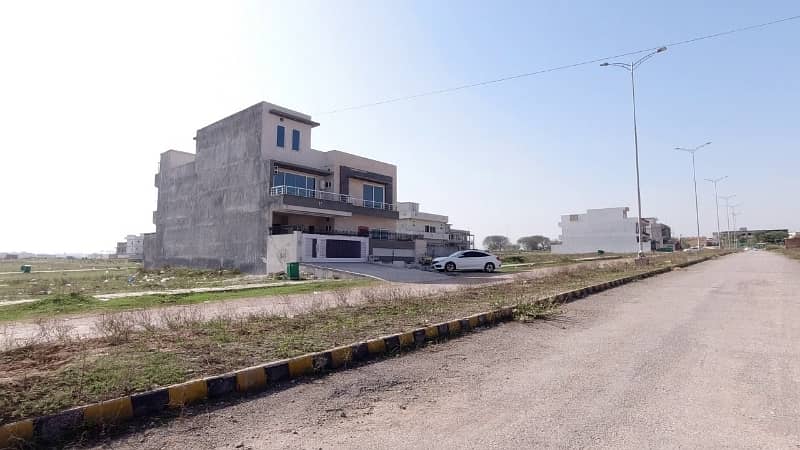 12 Marla Residential Plot Up For Sale In G-14/1 3