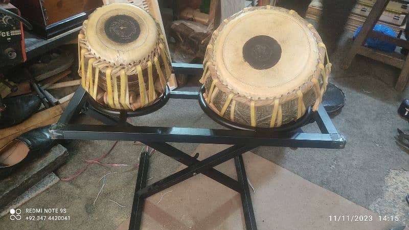 Tabla stand available brand new 1