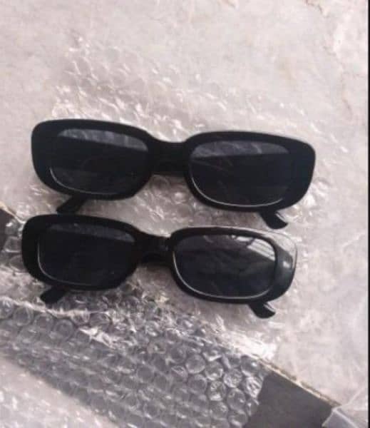 trendy square glasses 0