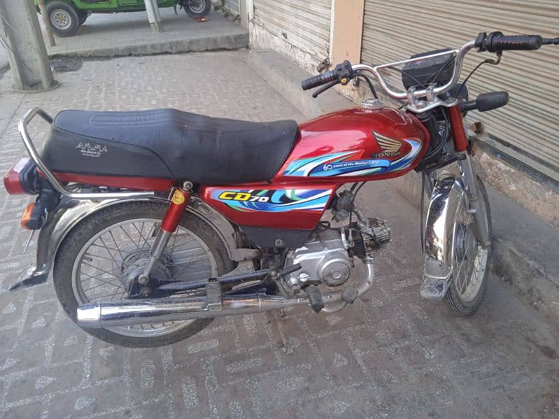Motorbike is perfect condition 1
