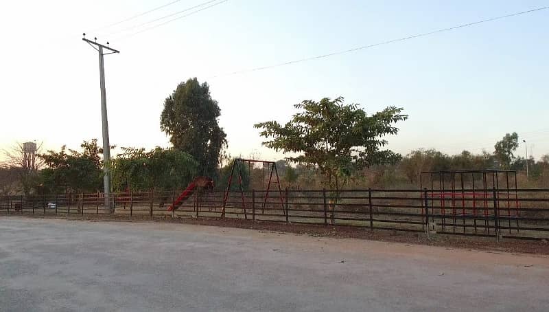 Spacious Prime Location 1 Kanal Residential Plot Available For sale In PECHS - Block D 11