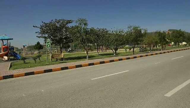 10 Marla Residential Plot For Sale in Multi Gardens B-17 Block F Islamabad. 8