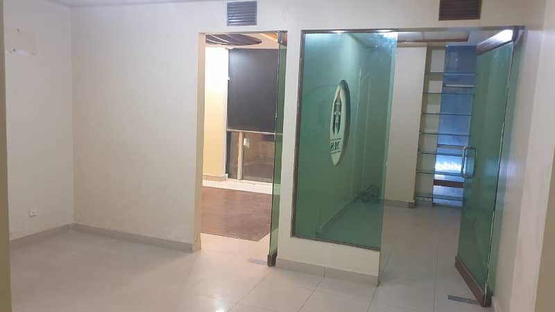 Brand New office floor floor main bukhari commercial for Rent 1