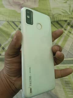 Tecno spark 6 go