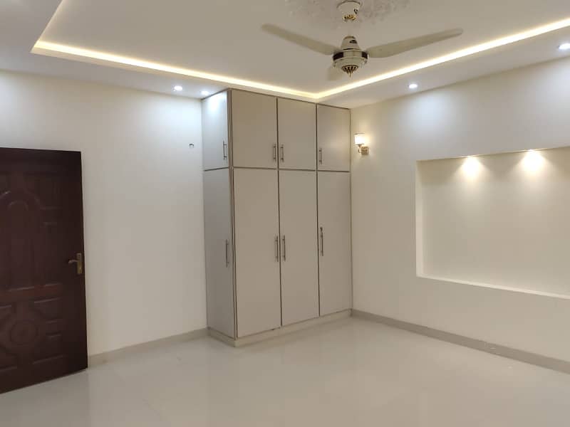 2 Kanal Brand New House Upper Portion Available For Rent ,Semi Commercial 10