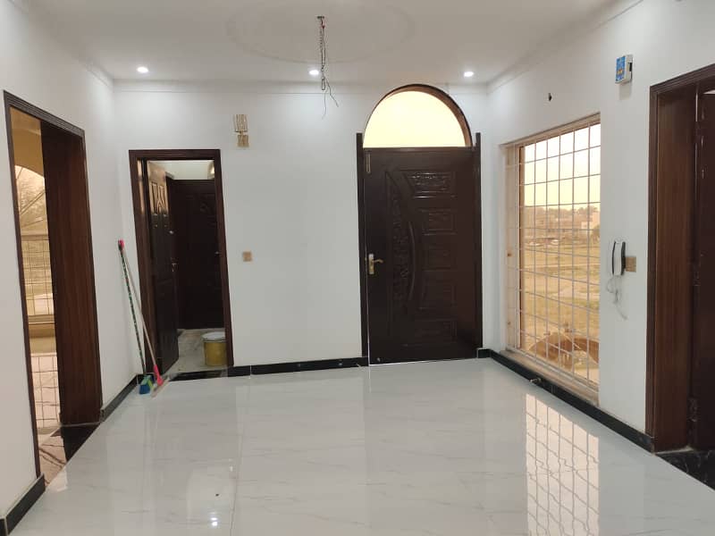 2 Kanal Brand New House Upper Portion Available For Rent ,Semi Commercial 13