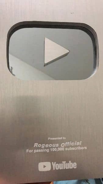 chinese youtube play button 2