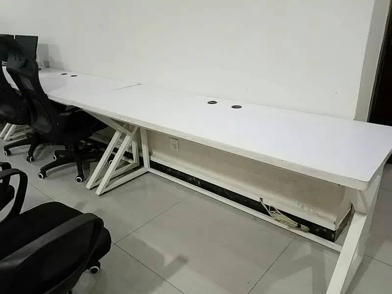 Workstaions Table Co workspace Table & Chairs ( 8000 Per Seat ) 14