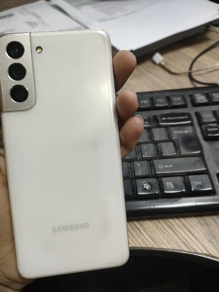 Samsung S21 7