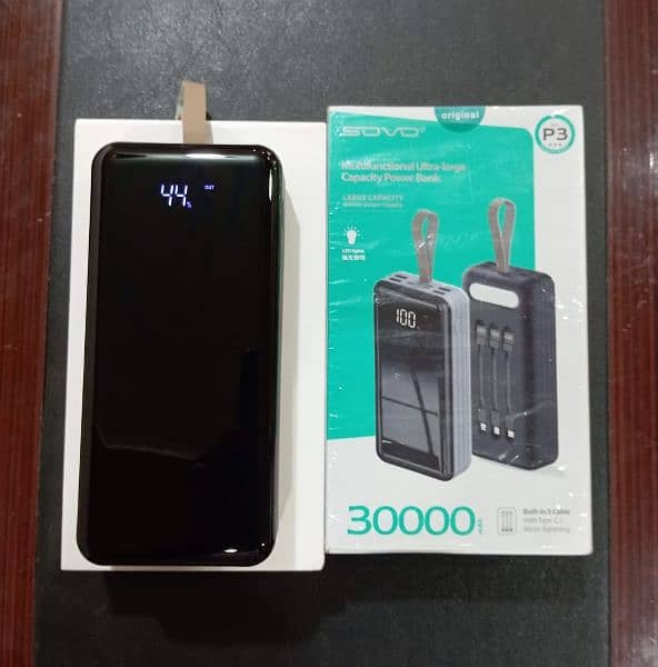 SOVO Brand P3 30000mah Power Bank with light and three cables 3