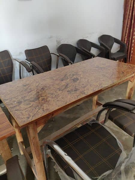 7 Tables For sell In new Condition 2