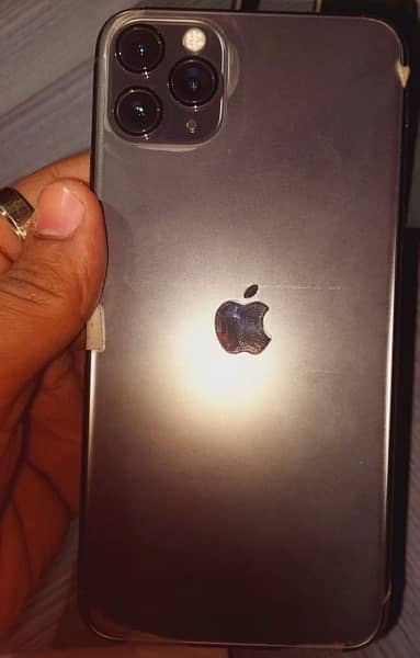 iPhone 11 Pro Max black colour 0